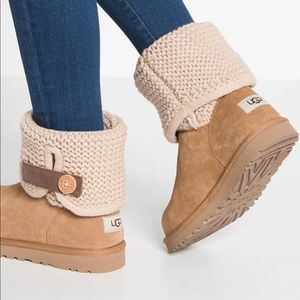 Women shaina ugg boots size 6!!